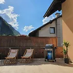 Apartma Kreda Apartment *