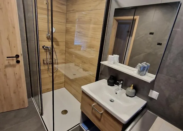 Apartma Kreda דירה מויסטראנה